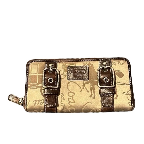 Coach Authenticated Vintage Zoe Horse & Carriage zip around wallet with COA - Picture 1 of 13